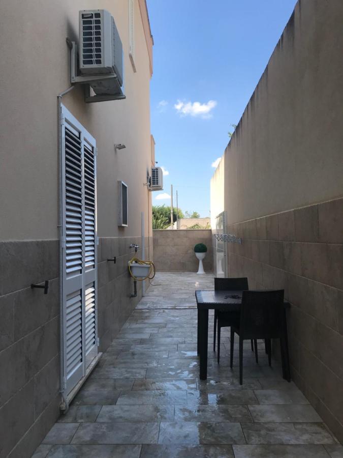 Monolocali White Angel Apartments Porto Cesareo Luaran gambar